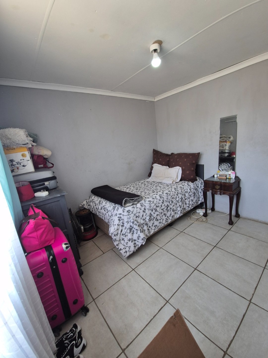 2 Bedroom Property for Sale in Kwazakhele Eastern Cape